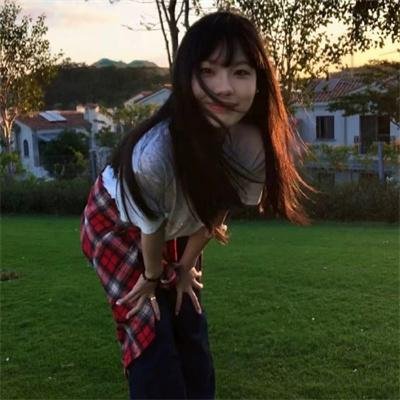 蓝色眼影